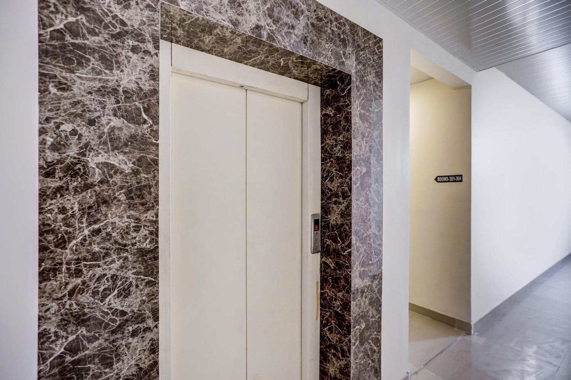 Collection O Sr Inn Awas Vikas Kanpur Exterior foto